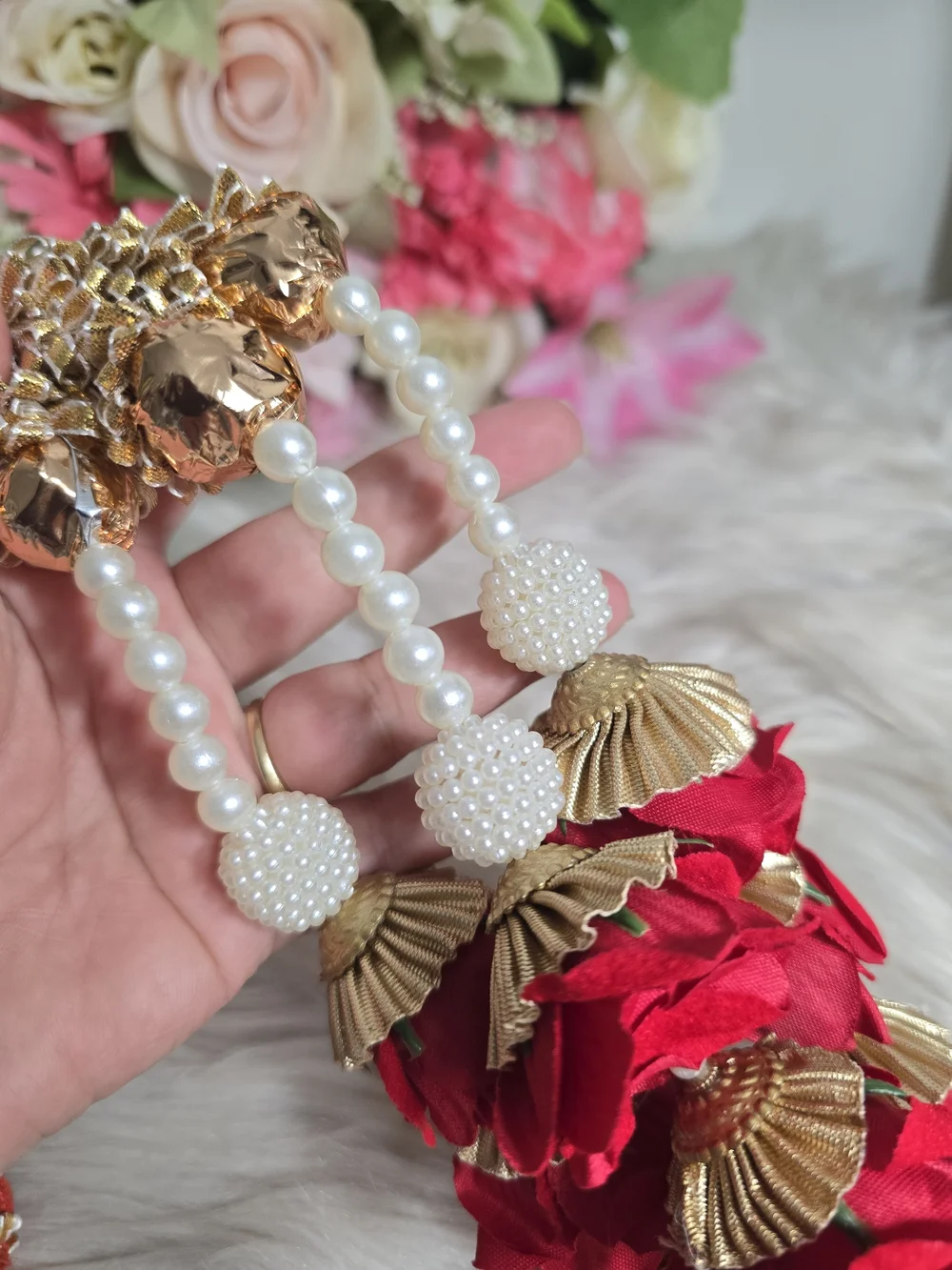 Red Floral Tassel Punjabi Paranda - Women Accessories